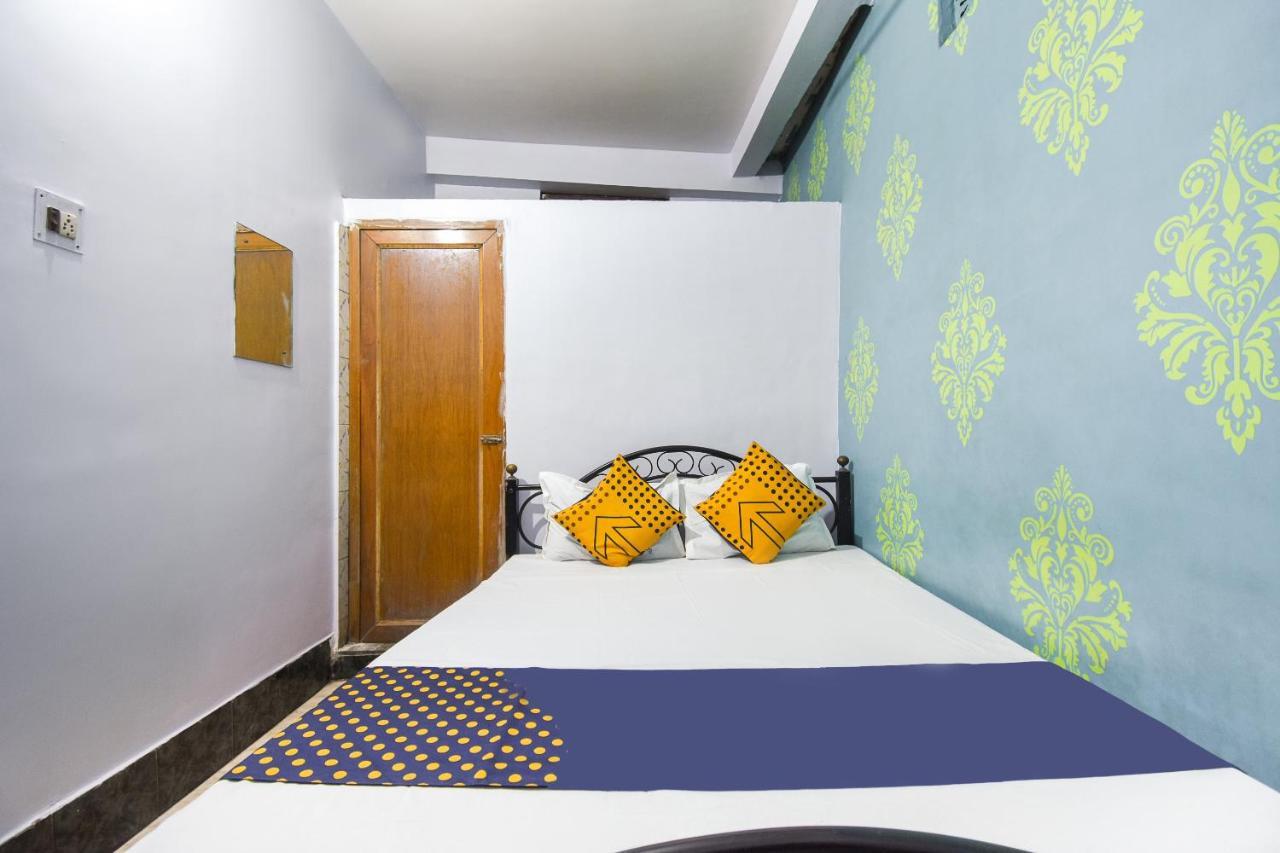 כלכותה Spot On 70605 Taj Guest House מראה חיצוני תמונה